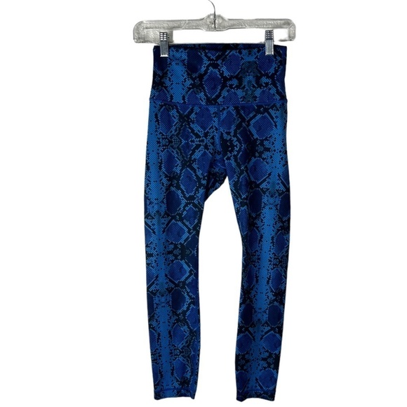 Lululemon High Times PantMini Ziggy Snake Pipe Dream Blue Sapphire Blue SZ 4 - Picture 6 of 6